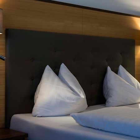 צל אם צילר Hotel Neuwirt מראה חיצוני תמונה