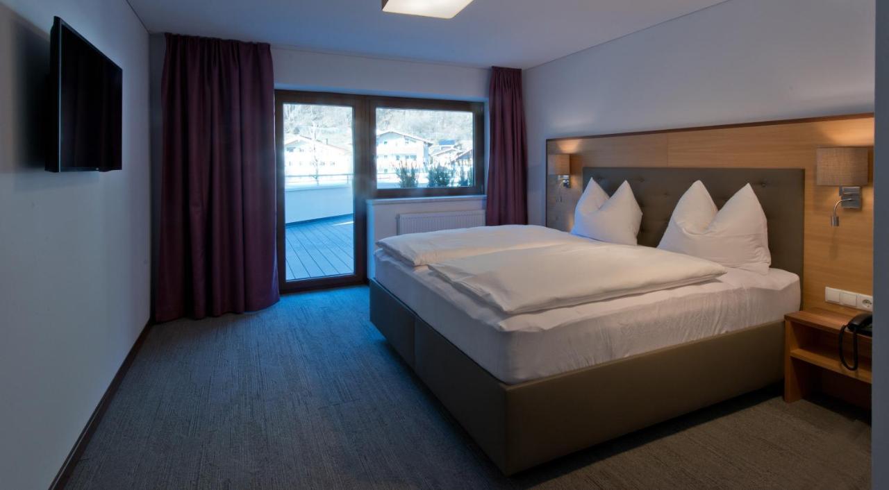 צל אם צילר Hotel Neuwirt מראה חיצוני תמונה
