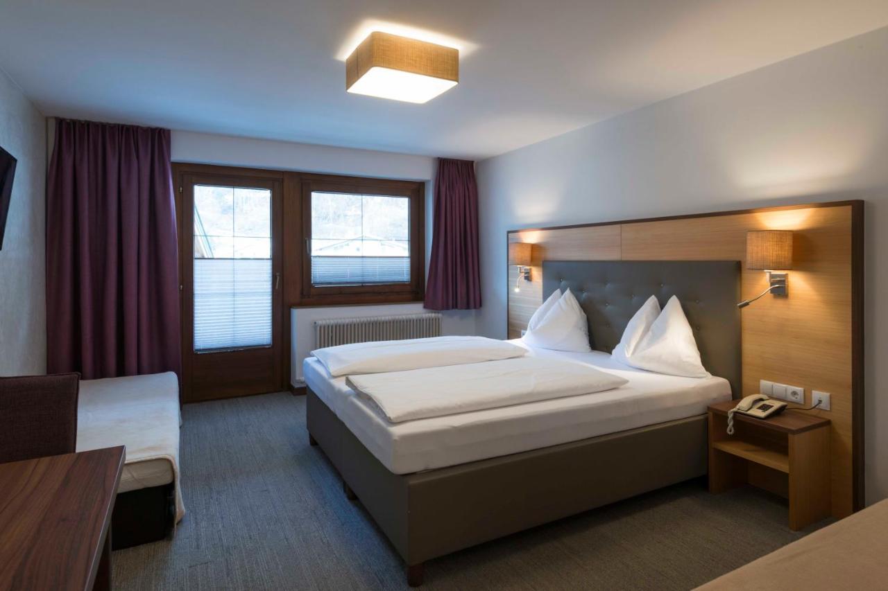 צל אם צילר Hotel Neuwirt מראה חיצוני תמונה