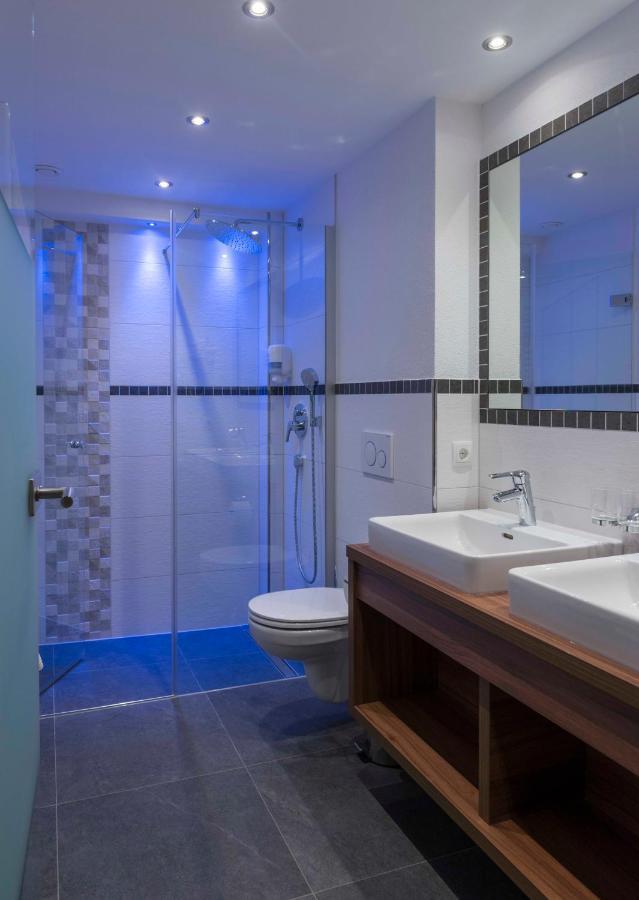 צל אם צילר Hotel Neuwirt מראה חיצוני תמונה